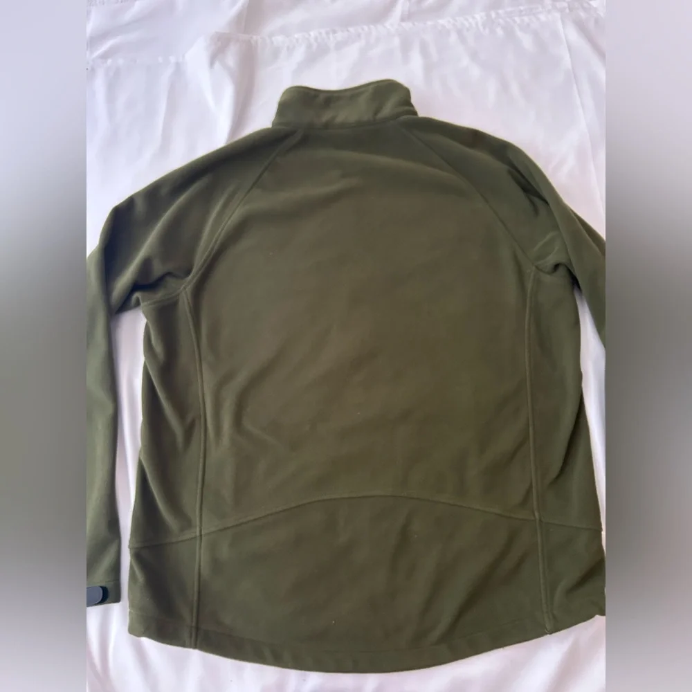 Lands End Men’s Full Zip Green Fleece Jacket. Size L 42/44. Very nice. Read.